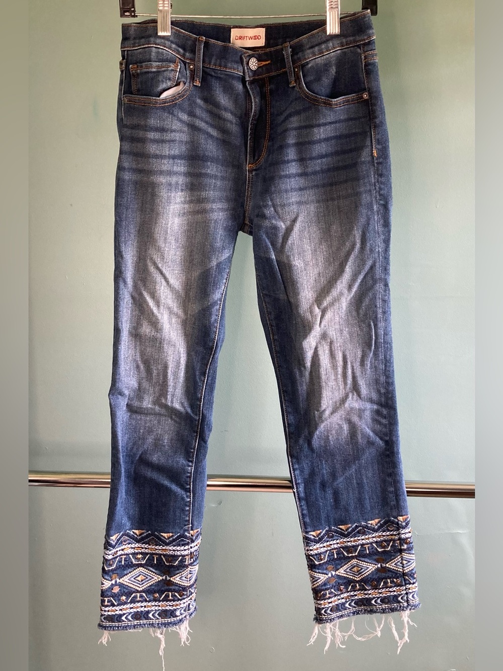 Anthropologie Driftwood Colette Aztec Embroidered Crop Jeans Size 27